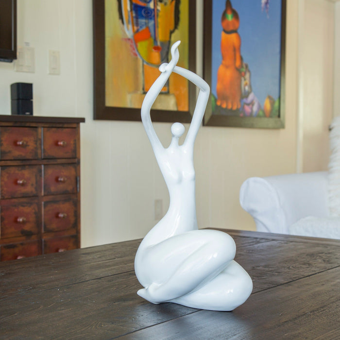 Elizabeth Sculpture // Large White