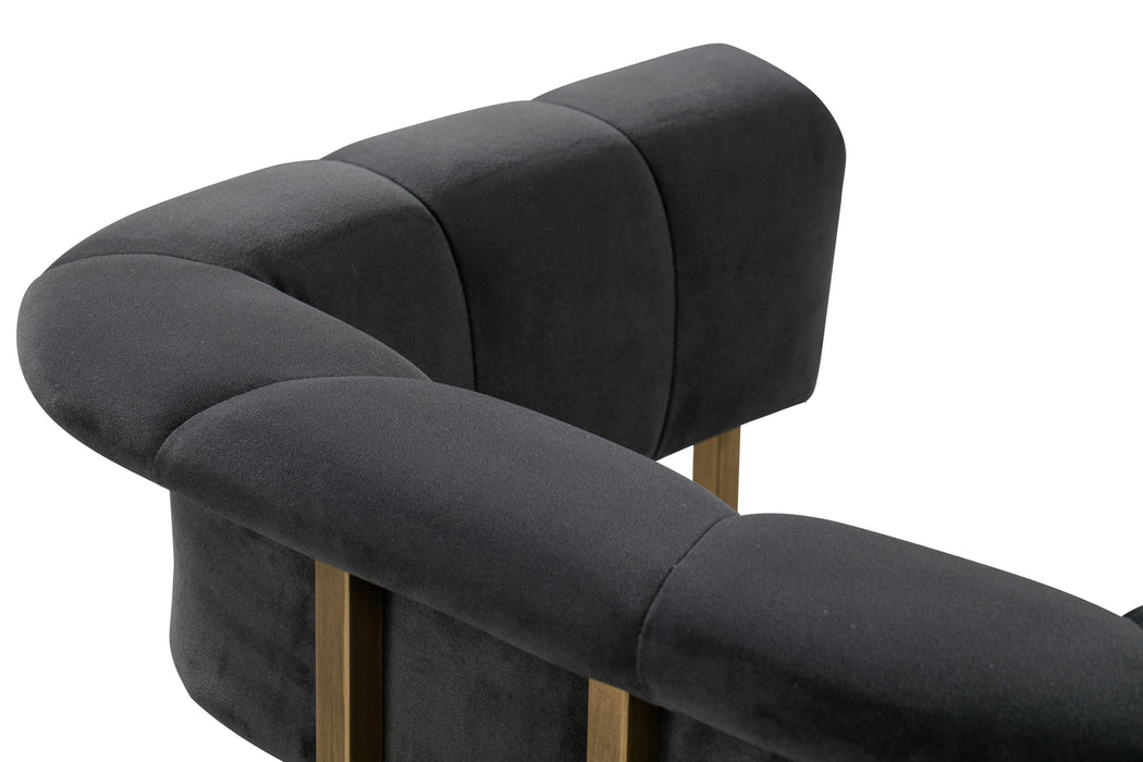 Astrid - Velvet Chair