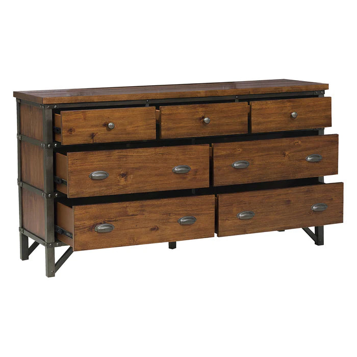 Holverson - Dresser w/ Mirror