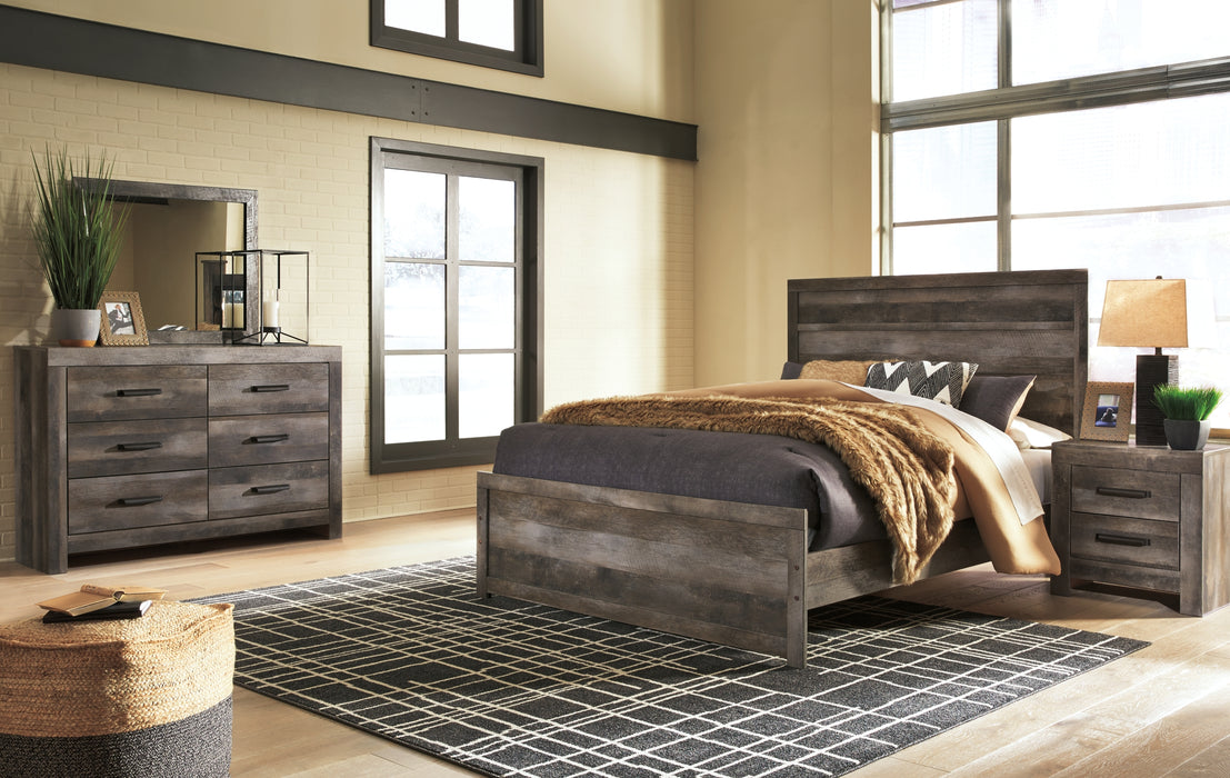 Wynnlow Queen Panel Bed with Mirrored Dresser Factory Furniture Mattress & More - Online or In-Store at our Phillipsburg Location Serving Dayton, Eaton, and Greenville. Shop Now.