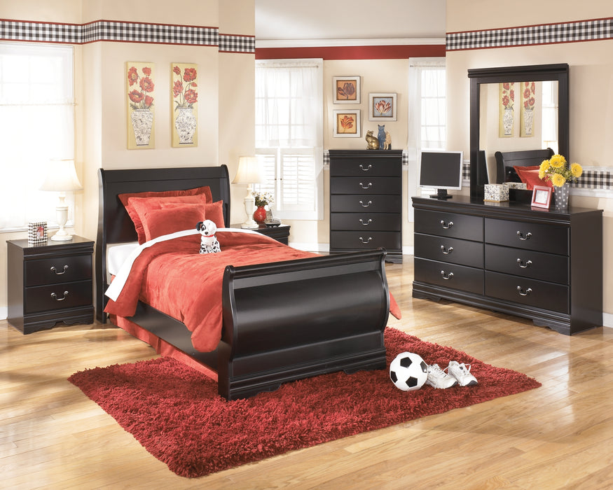 Huey Vineyard Full Sleigh Bed with Mirrored Dresser, Chest and 2 Nightstands Factory Furniture Mattress & More - Online or In-Store at our Phillipsburg Location Serving Dayton, Eaton, and Greenville. Shop Now.