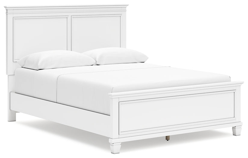 Fortman Queen Panel Bed with Mirrored Dresser and Nightstand